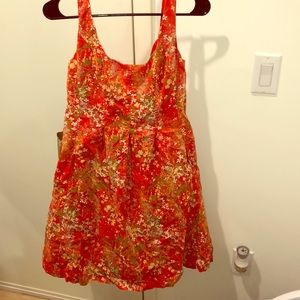 A beautiful sleeveless dress